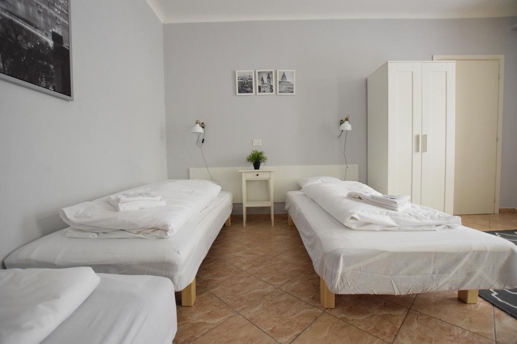 Budget Apartment By Hi5 - Revai Koz Βουδαπέστη Εξωτερικό φωτογραφία
